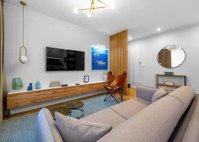 Elektoralna Comfort By Bookinghost * Varsó